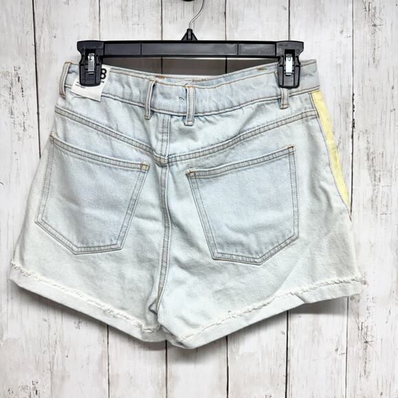 Zara Shorts Women SZ 6 Hi-Rise Hot Pant Light Wash Denim Cuffed Side Stripe NWT - Picture 7 of 7